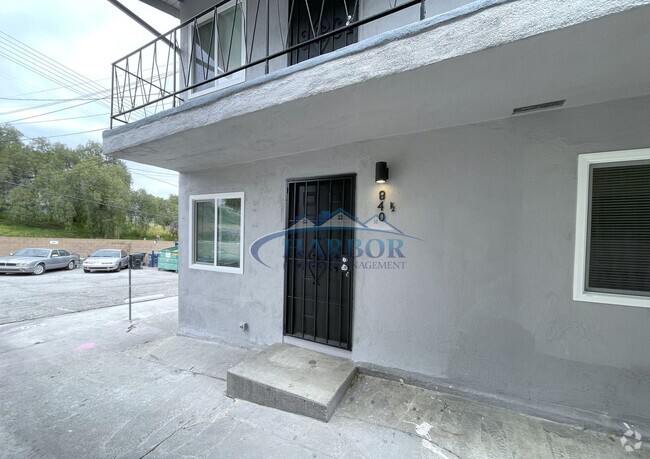 Building Photo - 840-842 1/2 W. Sepulveda Street Unit 840 1/2 Rental