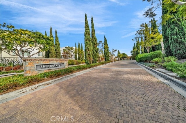 Photo - 5450 Strand Unit 202