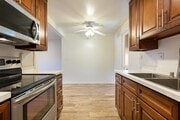 Photo - 1000 W MacArthur Blvd Condo Unit 85