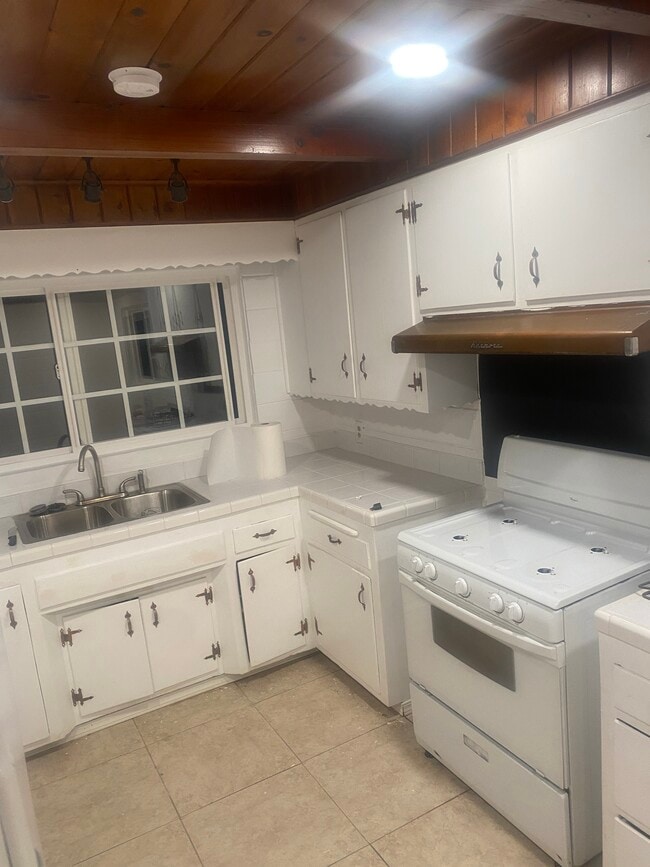 Photo - 2135 S Palm Ave