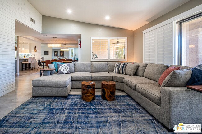 Photo - 99 Camino Arroyo N