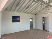 Photo - 4900 Fort Tejon Rd House