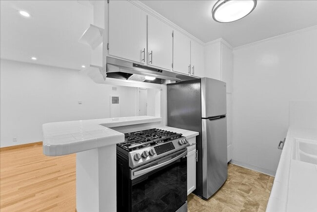 Photo - 1739 Washington Way Unit 02