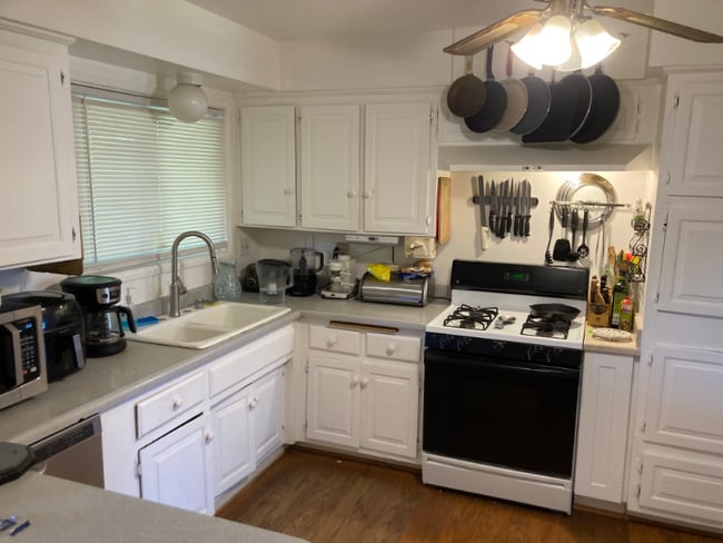 Photo - 8831 Debra Ave