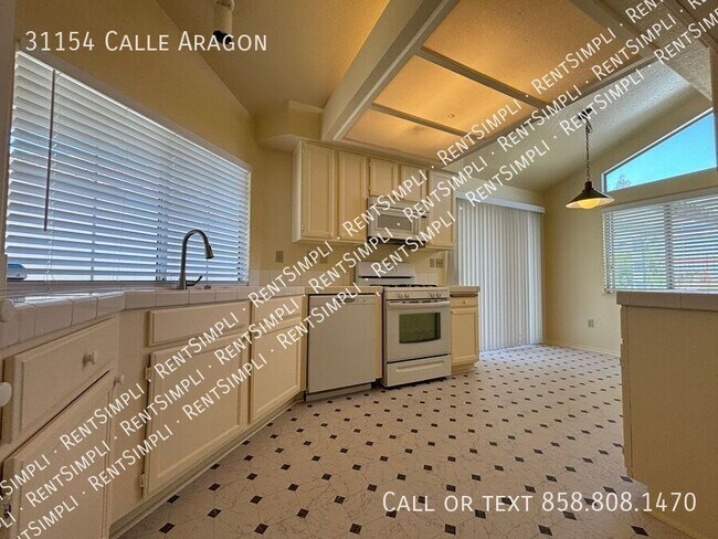 Photo - 31154 Calle Aragon