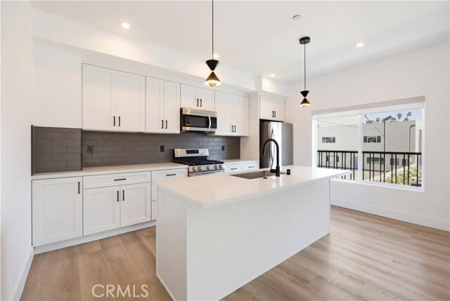 Building Photo - 21721 Hart St