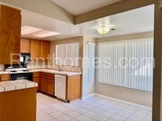Photo - 8894 Donaker St