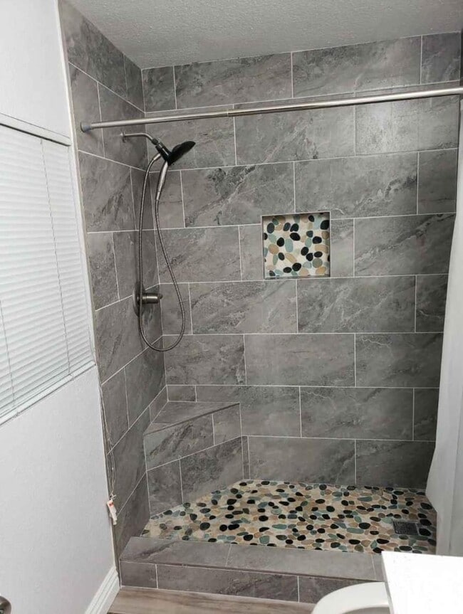 Photo - 12003 Gladhill Rd