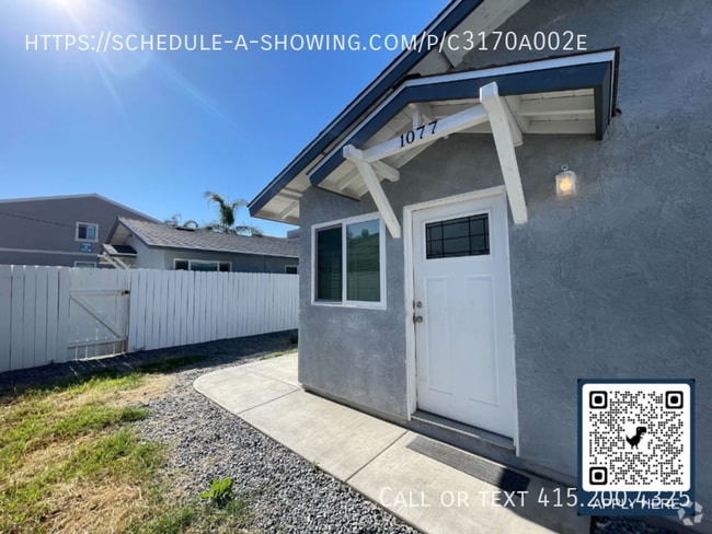 Building Photo - 1077 Greenfield Dr Rental
