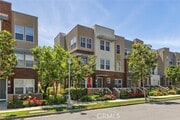 Photo - 45 Brownstone Way Condo