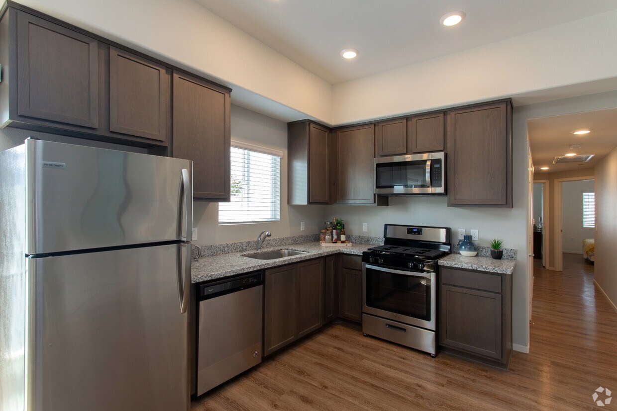 Floor Plan - 3BR/2.0BA