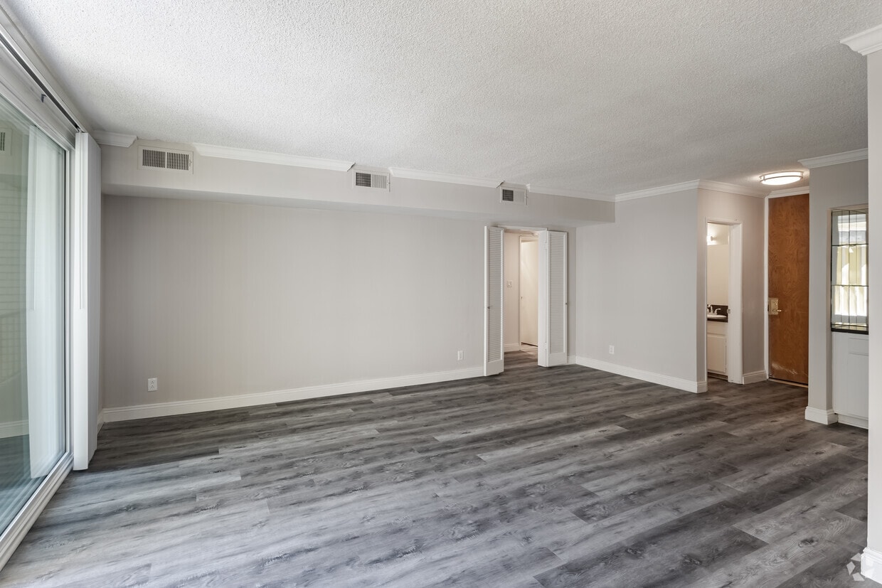 3D Tour - Burton Plaza Apartments