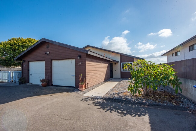 Photo - 3723 69th St