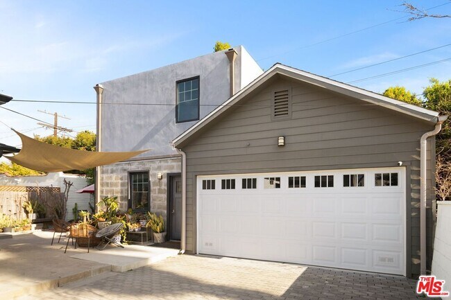 Photo - 314 S Orange Dr