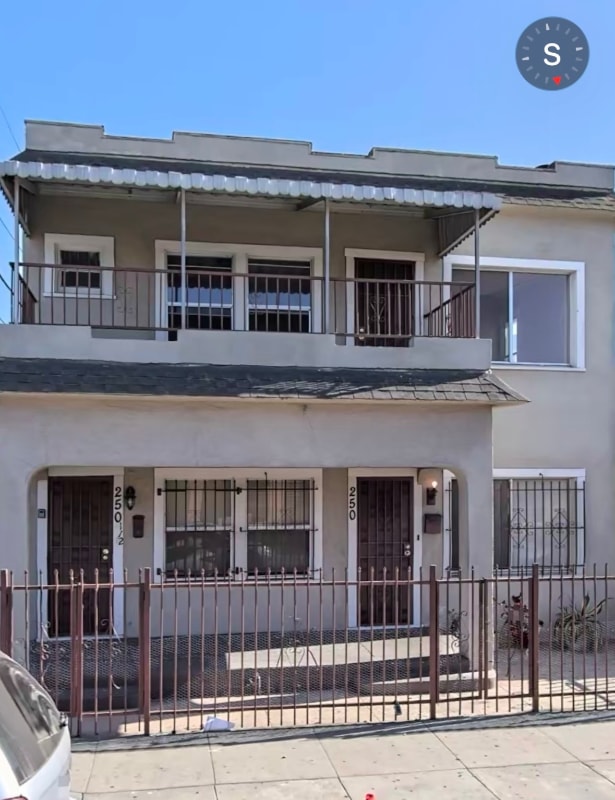 Building Photo - 250 1/2 W 49th St