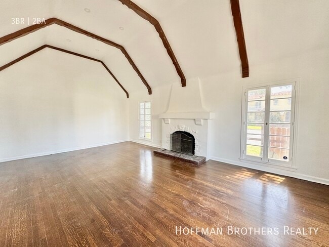 Photo - 302 N Mansfield Ave Unit A