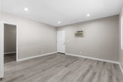 Photo - 113-201 South Lillie Avenue Unit 201-04