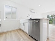 Photo - 748 Newport Ave Unit 6