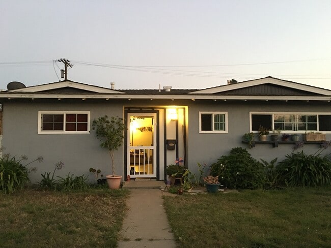 Building Photo - 400 East Airport Avenue