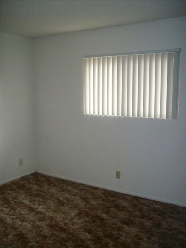 Photo - 140 Van Nuys Ave Unit 2