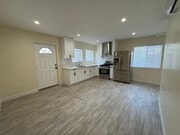 Photo - 756 Harps St