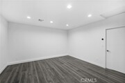 Photo - 915 Cornell Dr