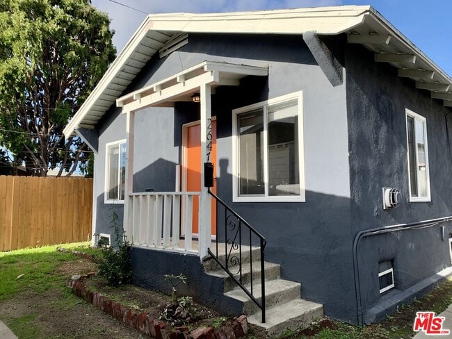 Building Photo - 2647 Granada St Rental
