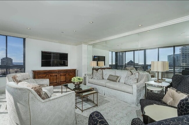 Building Photo - 700 Front St Unit 1004