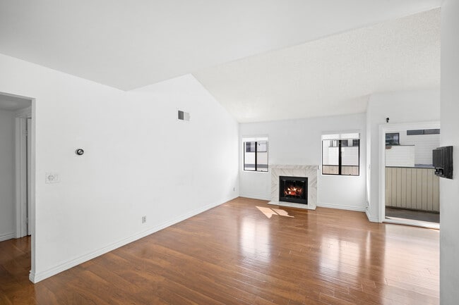 Photo - 10475 Newhome Ave