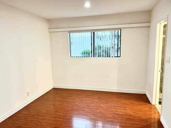 Photo - The Brentana Apartments