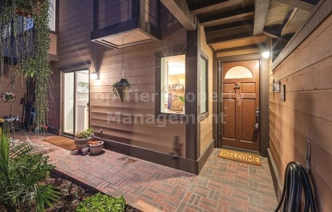 Photo - **Beautiful, Fully-Furnished 2 bed / 2.5 bath Townhome in Coastal Carlsbad - Available 12/01**