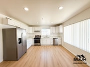 Photo - 1421 Centinela Ave Unit B