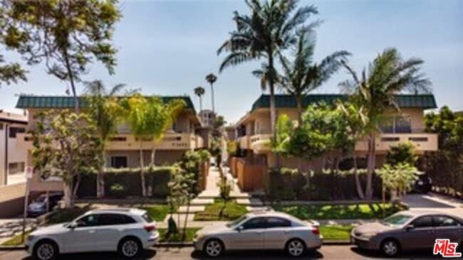 Photo - 3557 Jasmine Ave Unit #8