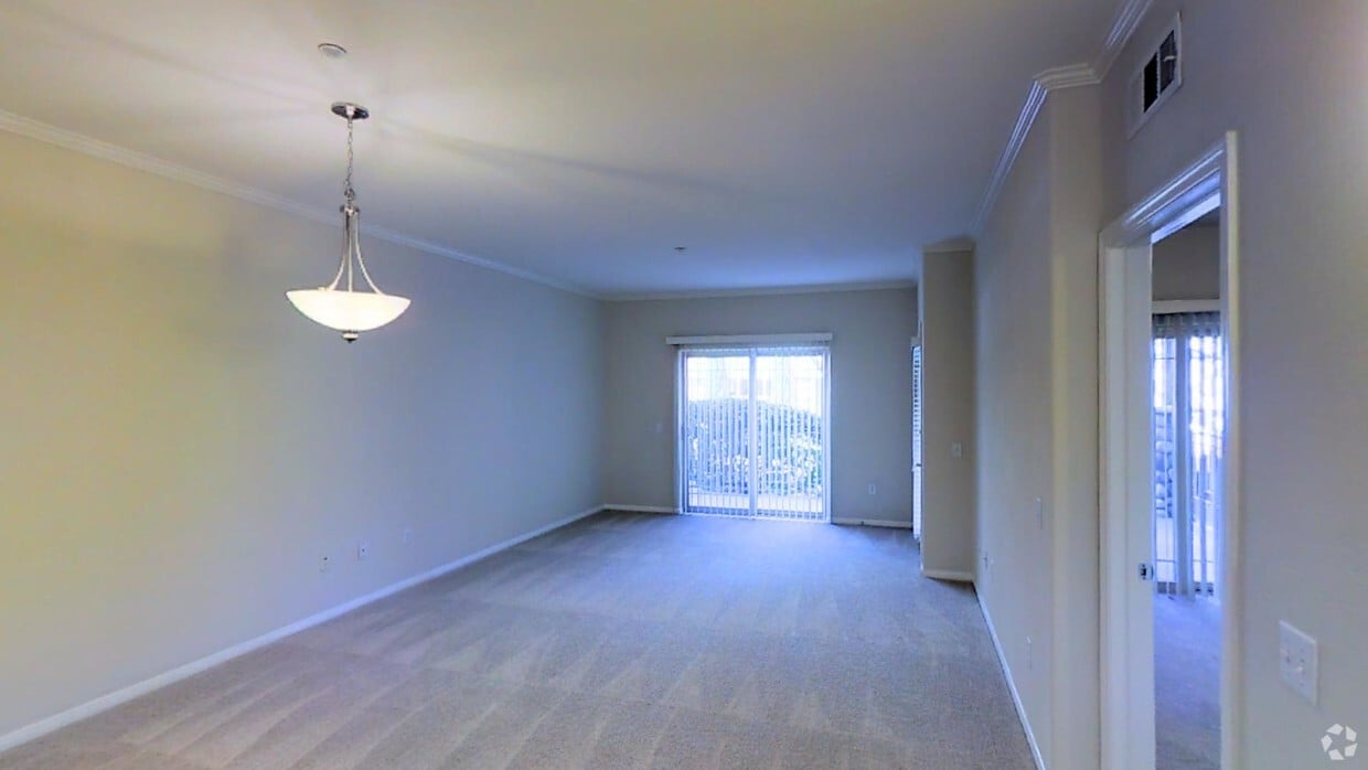 3D Tour - Mission Hills Commons