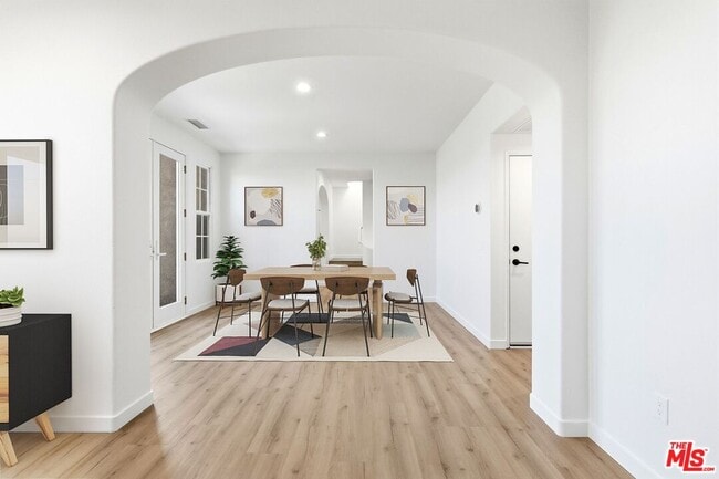 Photo - 20140 Pienza Ln
