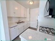 Photo - 613 Westbourne Dr Unit 2