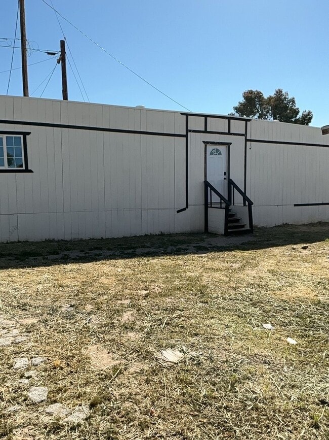 Building Photo - Inviting Cozy Studio With 1 Bath In Barstow!