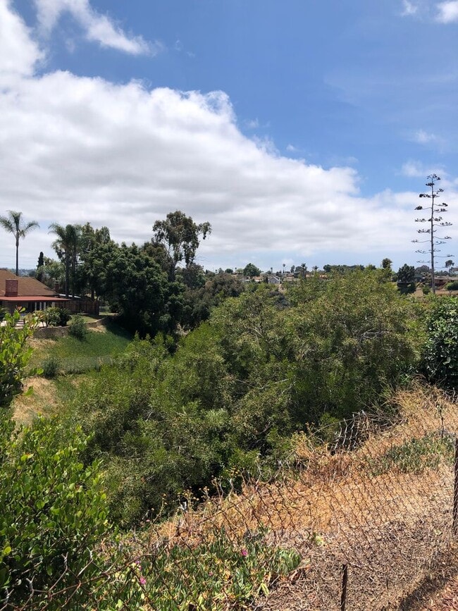 Photo - Spacious Single Story 4 bed 2 bath home in Serra Mesa w/2 car garage