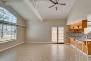Photo - 1833 Sunbury St