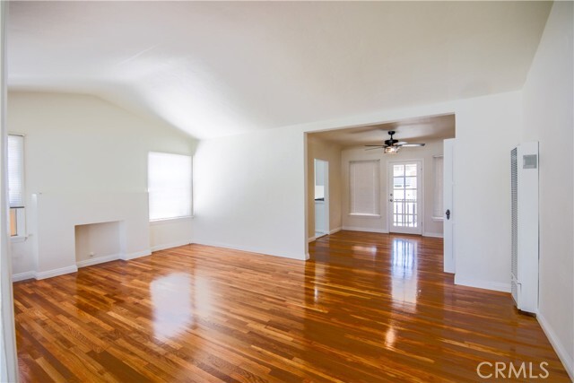 Photo - 1040 W Almond Ave