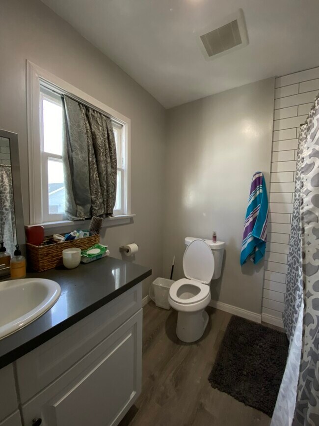 Photo - 3425 1/2 E 5th St Unit 3423 E 5th St. Upstairs