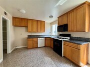 Photo - 594 W Huntington Dr