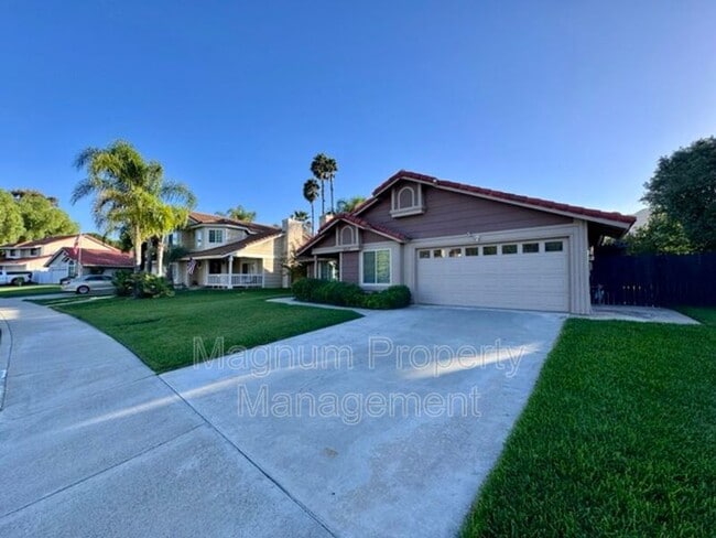 Photo - 45627 Clubhouse Dr