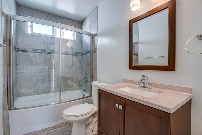 Photo - 2026 Shenandoah St (B)