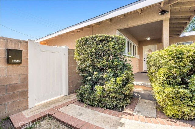 Building Photo - 16640 Los Alimos St