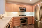 Photo - 620 E Walnut St