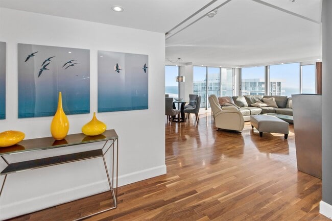 Photo - 1810 Avenida Del Mundo Unit 1608