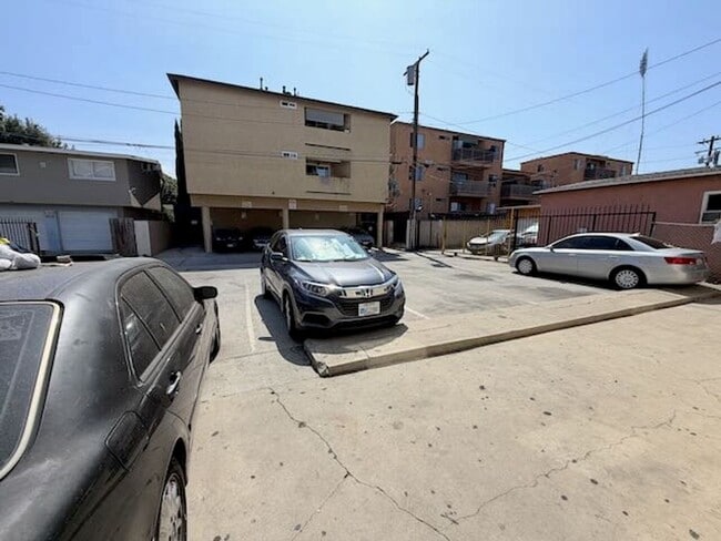 Photo - 1600 Junipero Ave Unit D