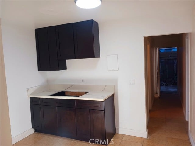 Building Photo - 687 Karesh Ave Unit 1