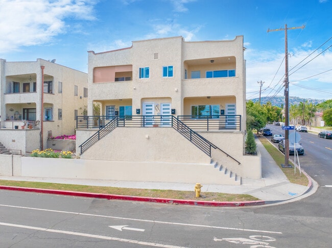 Photo - 301 S Cabrillo Ave